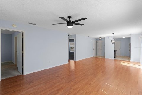 Casa en venta en The Villages, Florida, 2 dormitorios, 102.38 m2 № 1765243 - foto 7