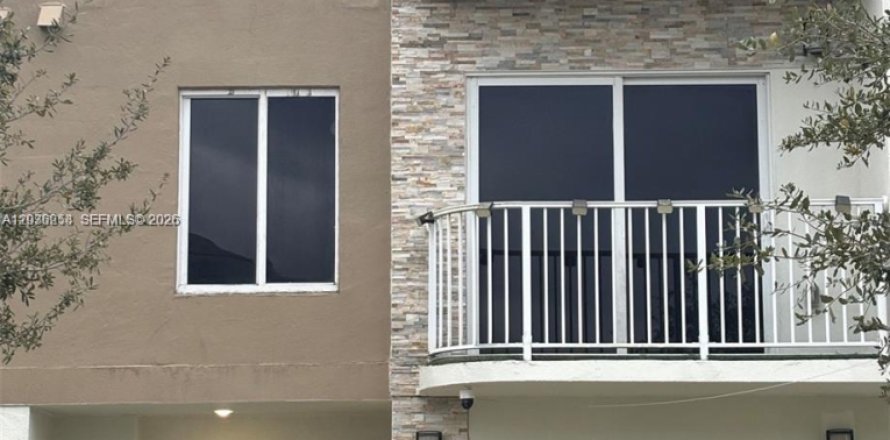 Touwnhouse à Homestead, Floride 4 chambres, 133.22 m2 № 2084274