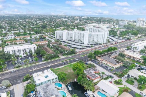 Commercial property in Pompano Beach, Florida № 2083676 - photo 14