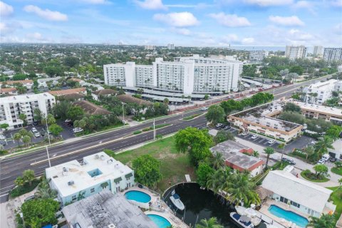 Commercial property in Pompano Beach, Florida № 2083676 - photo 16