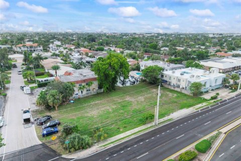 Commercial property in Pompano Beach, Florida № 2083676 - photo 4