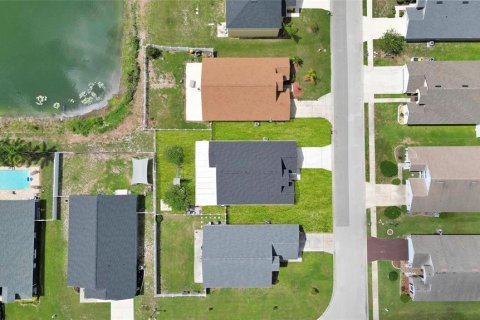 House in Lakeland, Florida 3 bedrooms, 172.89 sq.m. № 2121461 - photo 30