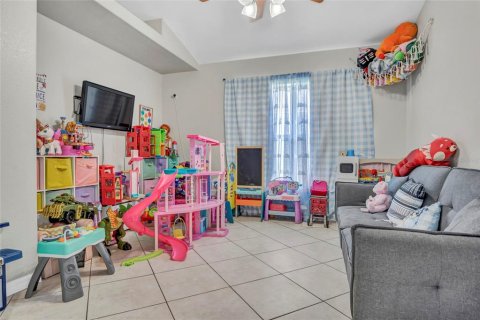House in Lakeland, Florida 3 bedrooms, 172.89 sq.m. № 2121461 - photo 17