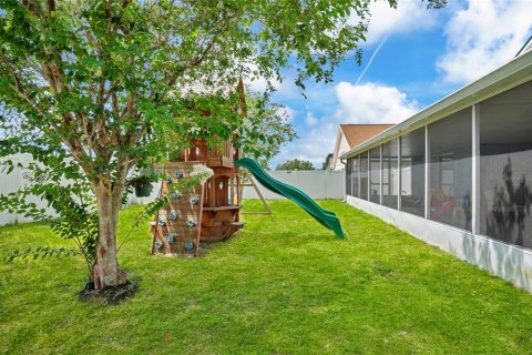 House in Lakeland, Florida 3 bedrooms, 172.89 sq.m. № 2121461 - photo 24