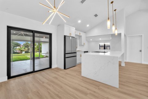 Villa ou maison à vendre à Davie, Floride: 3 chambres, 180.14 m2 № 2246625 - photo 8