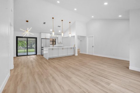 Villa ou maison à vendre à Davie, Floride: 3 chambres, 180.14 m2 № 2246625 - photo 13