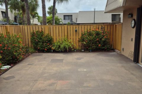 Adosado en alquiler en West Palm Beach, Florida, 2 dormitorios, 114.83 m2 № 2085027 - foto 3