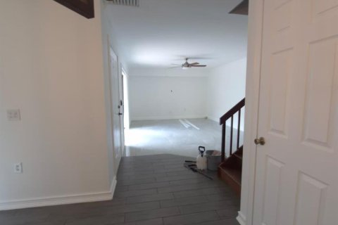 Adosado en alquiler en West Palm Beach, Florida, 2 dormitorios, 114.83 m2 № 2085027 - foto 12