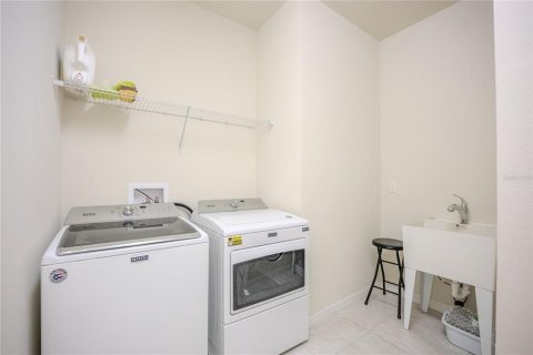 House in Ocala, Florida 3 bedrooms, 202.43 sq.m. № 2107797 - photo 30