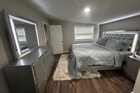 Propiedad comercial en venta en Saint Petersburg, Florida, 154.31 m2 № 1449664 - foto 17