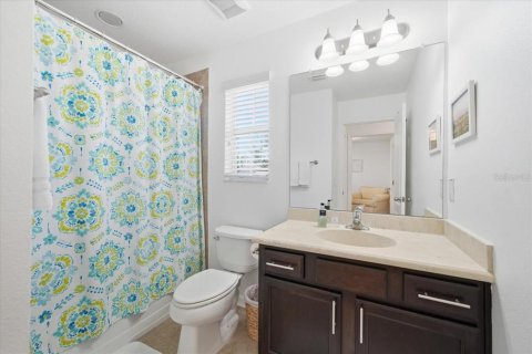 House in Tampa, Florida 4 bedrooms, 160.72 sq.m. № 2199174 - photo 27