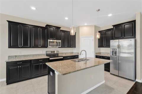 Villa ou maison à vendre à Riverview, Floride: 6 chambres, 362.97 m2 № 2431068 - photo 11