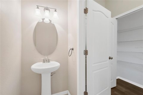 Villa ou maison à vendre à Riverview, Floride: 6 chambres, 362.97 m2 № 2431068 - photo 10
