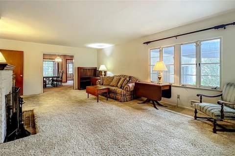 Casa en venta en Orlando, Florida, 4 dormitorios, 255.85 m2 № 1796964 - foto 8