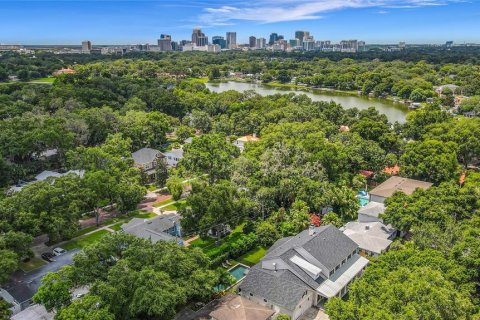 Casa en venta en Orlando, Florida, 4 dormitorios, 255.85 m2 № 1796964 - foto 4
