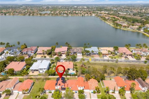 Touwnhouse à vendre à Miramar, Floride: 5 chambres, 184.88 m2 № 1862821 - photo 26