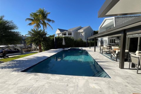 House in Delray Beach, Florida 4 bedrooms, 218.32 sq.m. № 2083176 - photo 2