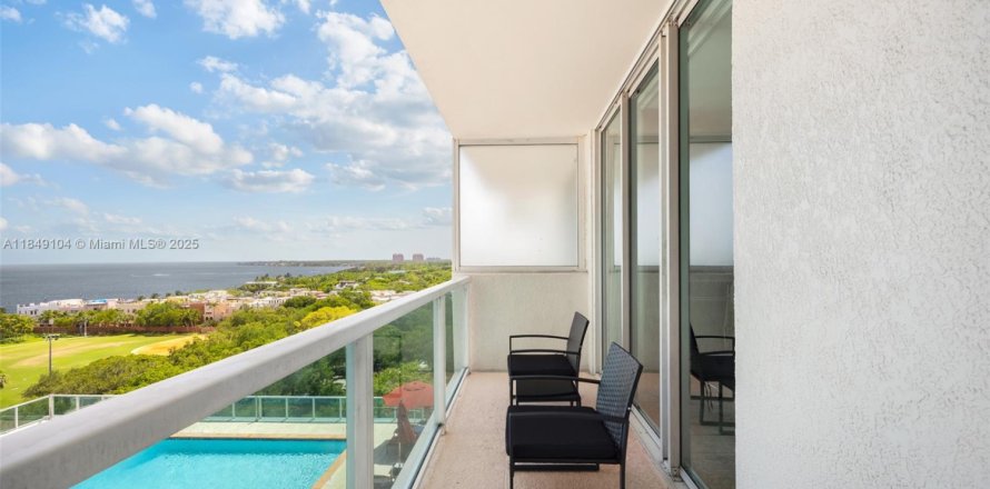 Condo à Miami, Floride, 1 chambre  № 1980106