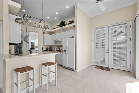 House in Venice, Florida 3 bedrooms, 158.4 sq.m. № 2215676 - photo 20