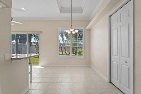House in Venice, Florida 3 bedrooms, 158.4 sq.m. № 2215676 - photo 17