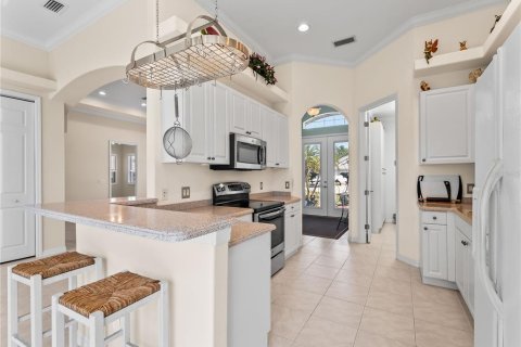 House in Venice, Florida 3 bedrooms, 158.4 sq.m. № 2215676 - photo 22