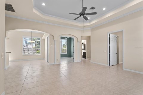 House in Venice, Florida 3 bedrooms, 158.4 sq.m. № 2215676 - photo 15