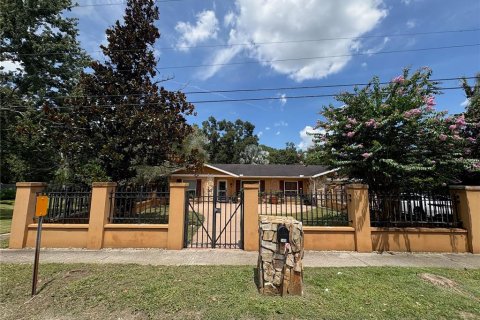 Casa en venta en Brandon, Florida, 3 dormitorios, 301.37 m2 № 1826782 - foto 3