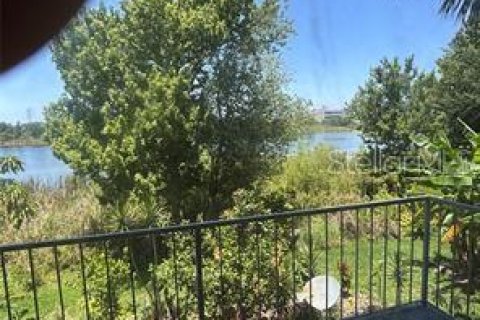 Condominio en alquiler en Orlando, Florida, 2 dormitorios, 90.67 m2 № 1866873 - foto 9