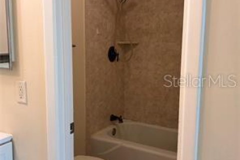 Condominio en alquiler en Orlando, Florida, 2 dormitorios, 90.67 m2 № 1866873 - foto 10