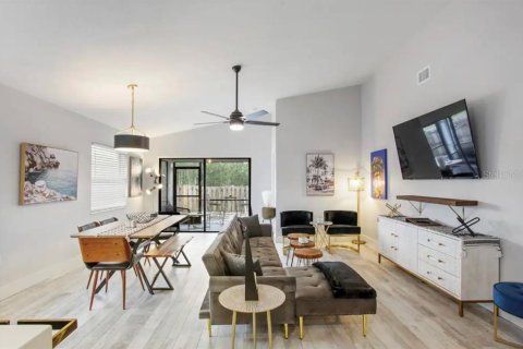 Casa en venta en Orlando, Florida, 3 dormitorios, 118.54 m2 № 1911876 - foto 7