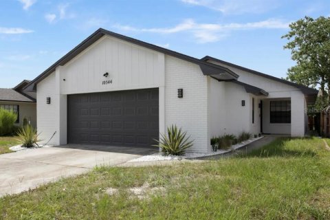 Casa en venta en Orlando, Florida, 3 dormitorios, 118.54 m2 № 1911876 - foto 2