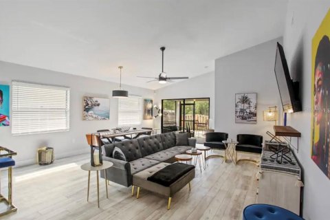 Casa en venta en Orlando, Florida, 3 dormitorios, 118.54 m2 № 1911876 - foto 5