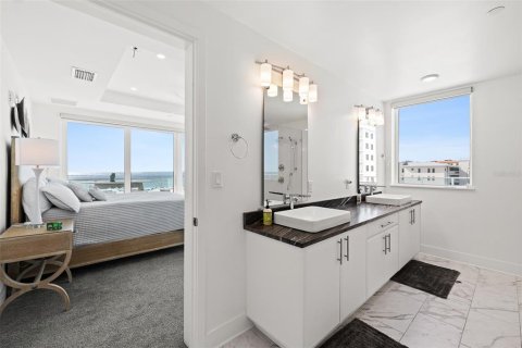 Copropriété à vendre à Clearwater, Floride: 3 chambres, 201.6 m2 № 2213093 - photo 25