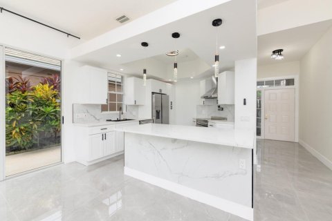 Villa ou maison à vendre à Port St. Lucie, Floride: 3 chambres, 171.78 m2 № 2173525 - photo 7