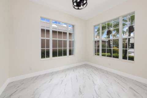 Villa ou maison à vendre à Port St. Lucie, Floride: 3 chambres, 171.78 m2 № 2173525 - photo 4
