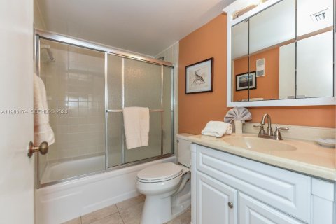 Copropriété à vendre à Jupiter, Floride: 2 chambres, 109.9 m2 № 2049966 - photo 18