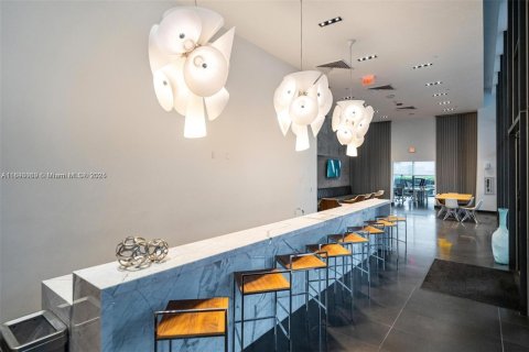 Appartement à louer à Miami, Floride: 54.63 m2 № 1946745 - photo 13