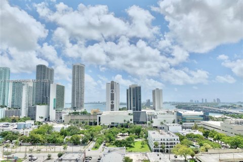 Appartement à louer à Miami, Floride: 54.63 m2 № 1946745 - photo 3