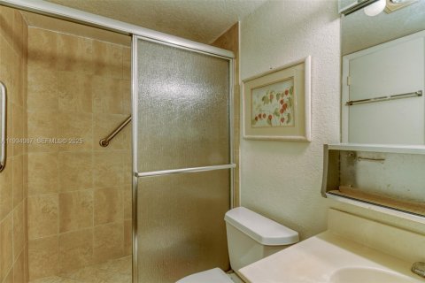Condominio en venta en Dania Beach, Florida, 2 dormitorios, 106.28 m2 № 1992306 - foto 19