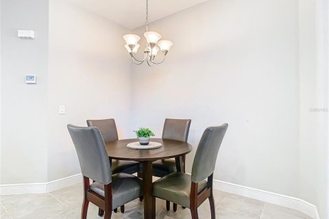 Townhouse in Groveland, Florida 3 bedrooms, 170.01 sq.m. № 1545084 - photo 4