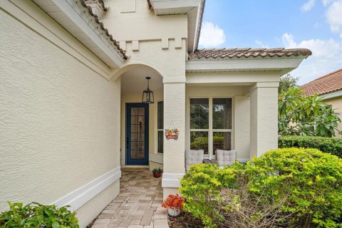 House in Bradenton, Florida 3 bedrooms, 170.01 sq.m. № 2396292 - photo 3