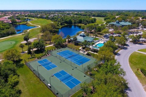 House in Bradenton, Florida 3 bedrooms, 170.01 sq.m. № 2396292 - photo 29