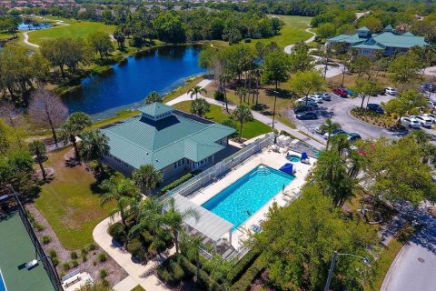 House in Bradenton, Florida 3 bedrooms, 170.01 sq.m. № 2396292 - photo 28