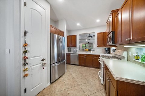 House in Bradenton, Florida 3 bedrooms, 170.01 sq.m. № 2396292 - photo 12