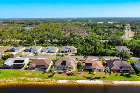 Villa ou maison à vendre à Englewood, Floride: 4 chambres, 237.83 m2 № 2230923 - photo 6