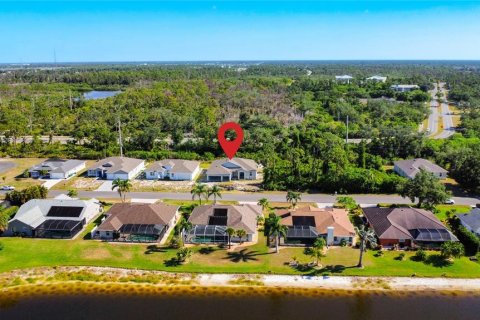 Villa ou maison à vendre à Englewood, Floride: 4 chambres, 237.83 m2 № 2230923 - photo 2