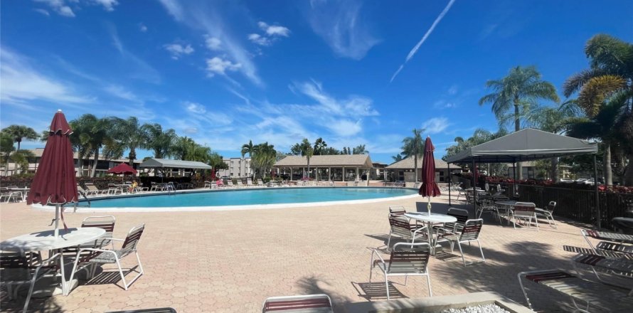 Condominio en Tamarac, Florida, 2 dormitorios  № 987391