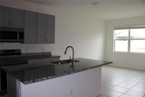 House in Haines City, Florida 3 bedrooms, 155.24 sq.m. № 1759853 - photo 23