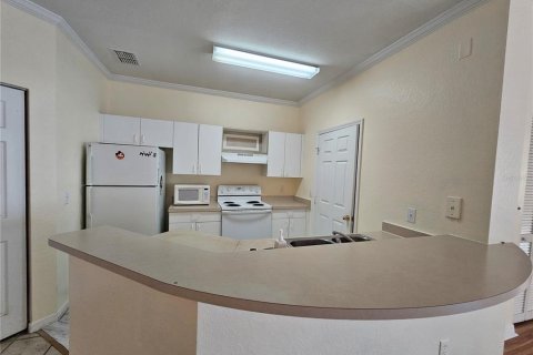 Condo in Orlando, Florida, 2 bedrooms  № 1644662 - photo 14