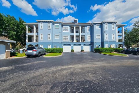 Condo in Orlando, Florida, 2 bedrooms  № 1644662 - photo 2